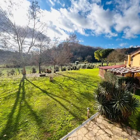 Podere Bucine مزرعة للإقامة Lari