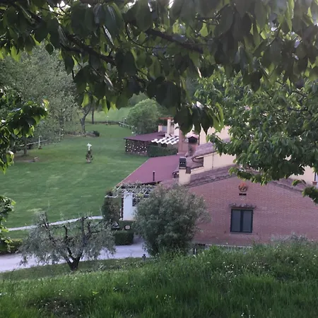 Podere Bucine Farma *