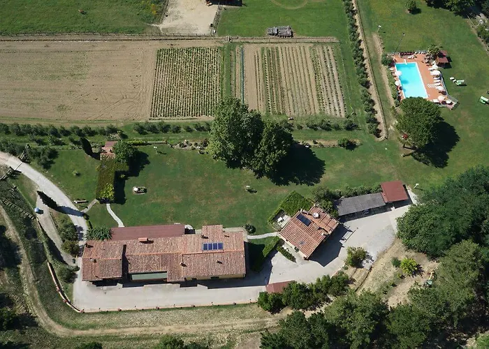 Podere Bucine Lari